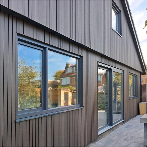 Composiet Gevelbekleding Breed Walnoot 24,5 x 290cm