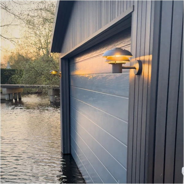 rb-zw-2 Composiet Gevelbekleding Breed Zwart 24,5 x 290cm