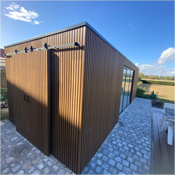 rs-tk-4 Composiet Gevelbekleding Rhombus Teak 22,5 x 200cm