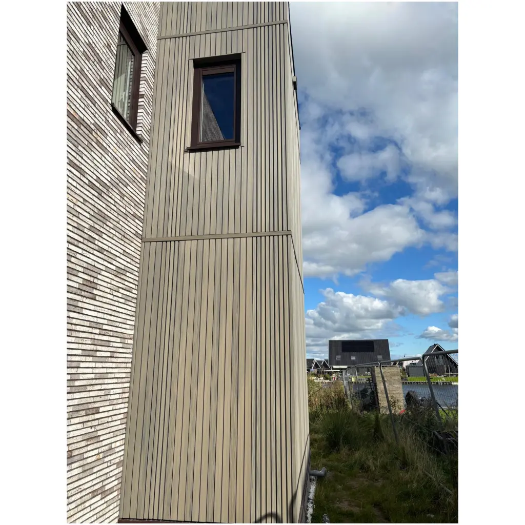 lange composiet buitenpanelen voor hoge gevels