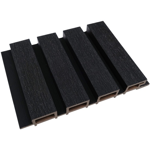 Sample Composiet Gevelbekleding Rhombus Smal Zwart - Oude Batch