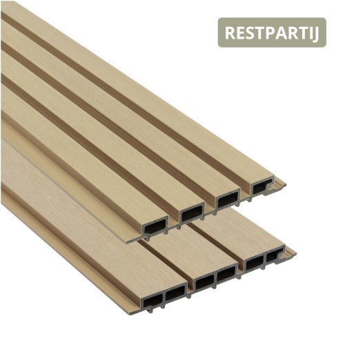 32 Composiet Gevelbekleding Breed Vergrijsd Eiken 24,5 x 290cm