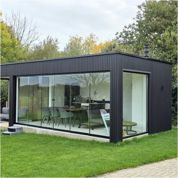 Composiet Gevelbekleding Rhombus Zwart 22,5 x 290cm