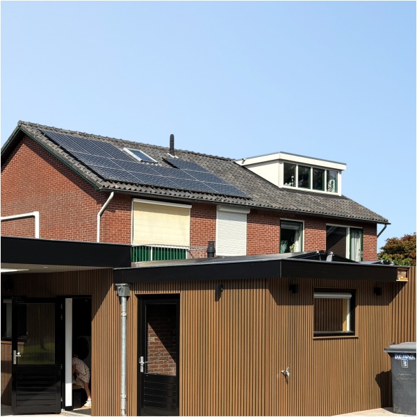 rs-tk-zw-2 Composiet Gevelbekleding Rhombus Teak/Zwart 22,5 x 290cm